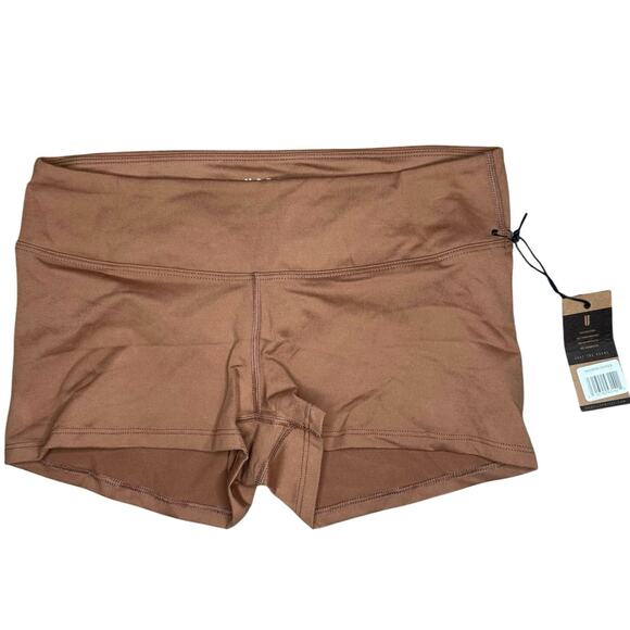 NWT NOBULL Women's 2" Low Rise Matte Shorts Camel Toffee Brown Size M - Picture 1 of 4